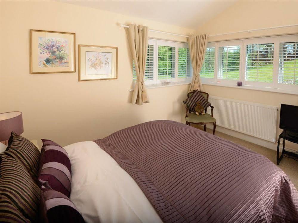 Black Burn Lodge B & B Newcastleton Екстериор снимка